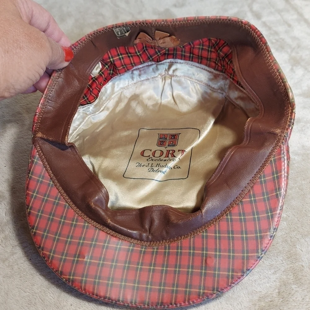 Vtg Red Plaid Cort Rain Cap by Cort Exclusive to J.L.‎ Hudson Adjustable Strap